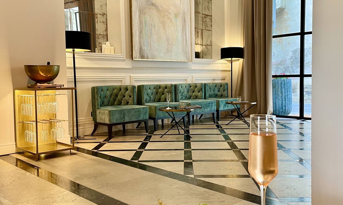 Cort Hotel | Hotel Basílica