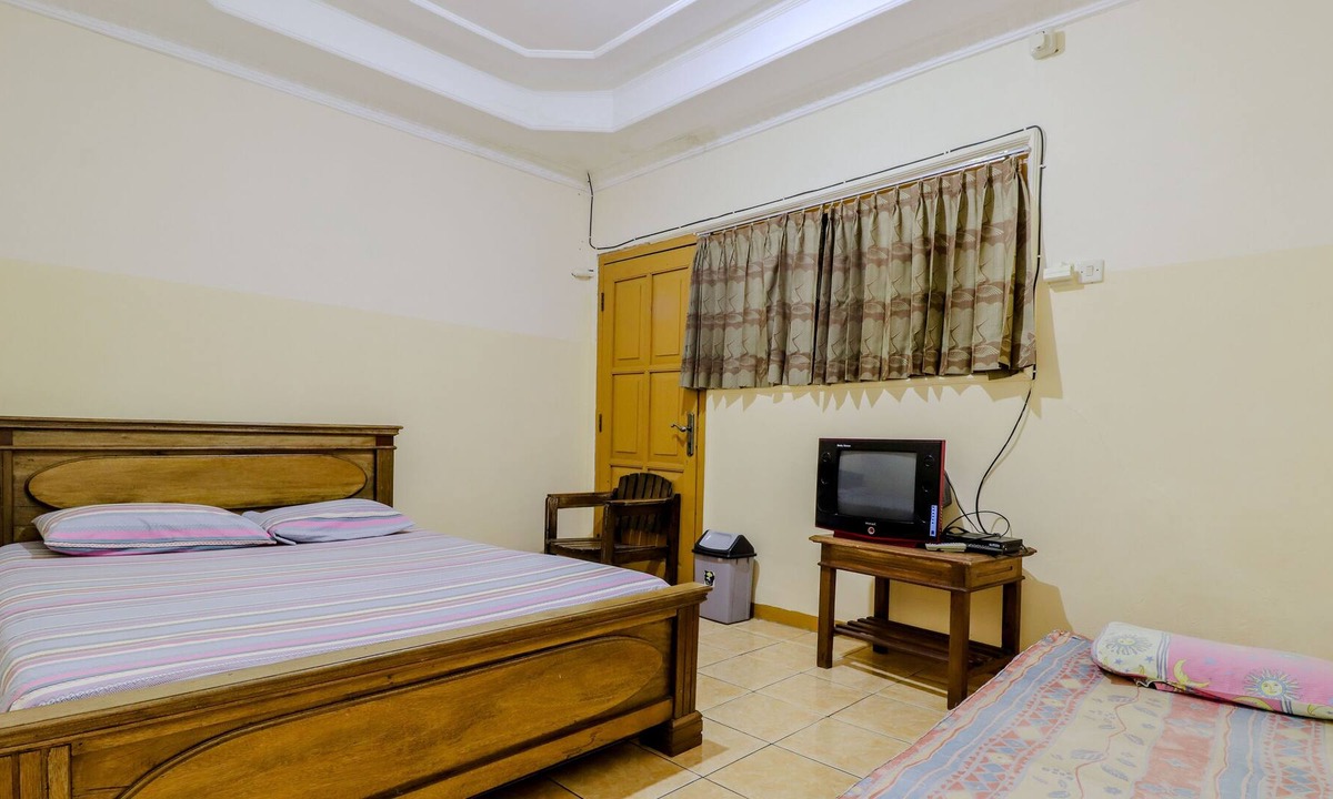 Wonosari Hotel | Hotel Bintang Baron