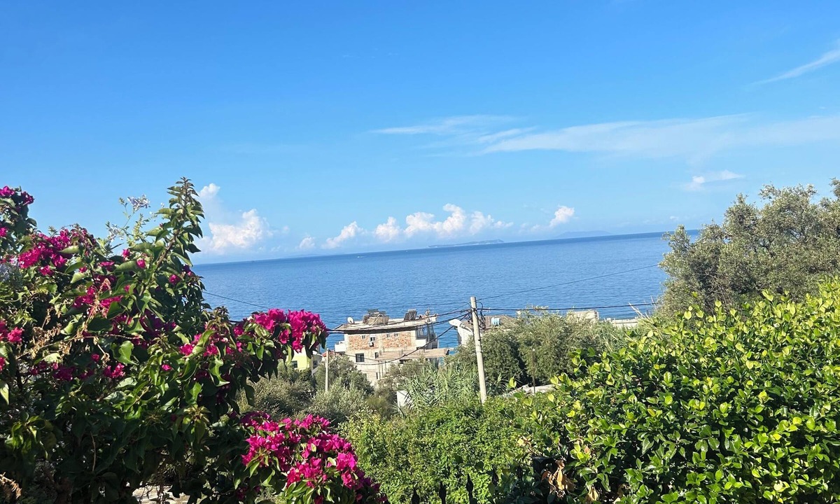 Qazim Pali Hotel | Hotel Erviliano