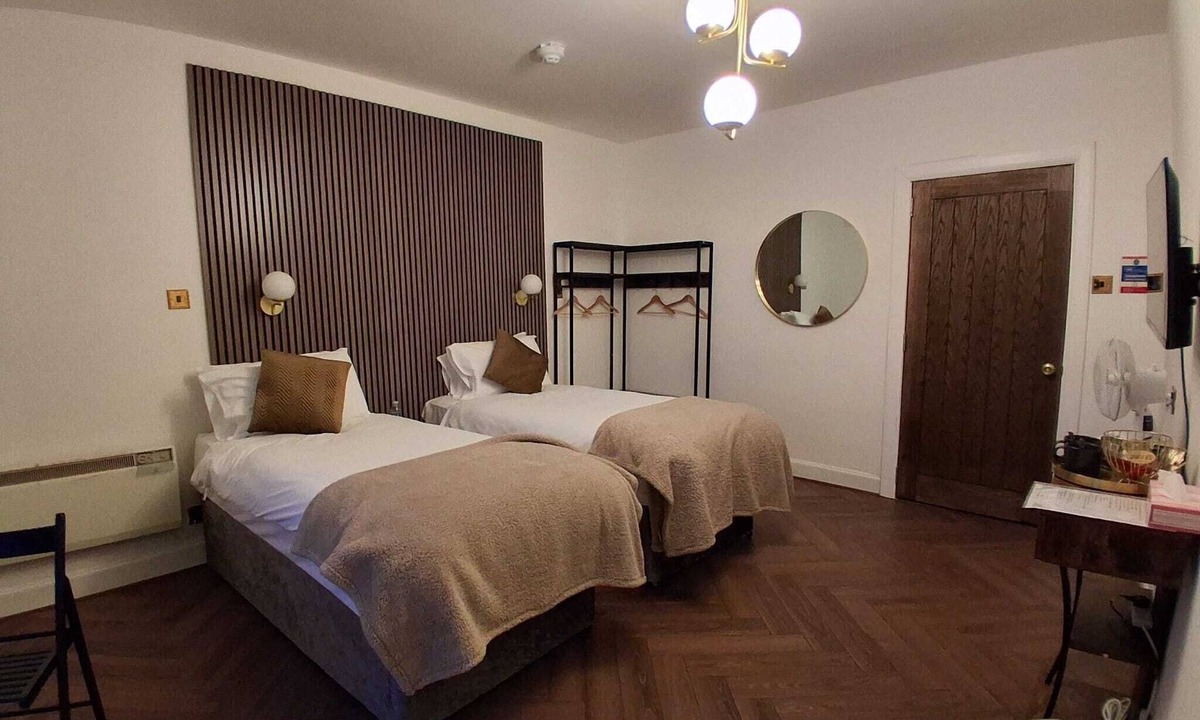 Tomintoul Hotel | Hotel Square