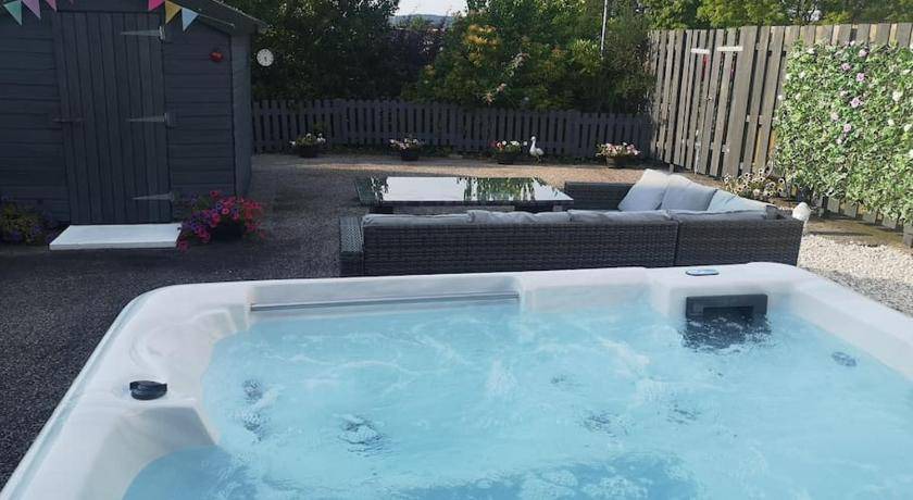 Castle Douglas House | House ∙ 2 bedrooms ∙ 4 guests