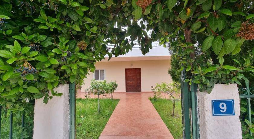 Chalcis House | House ∙ 3 bedrooms ∙ 6 guests