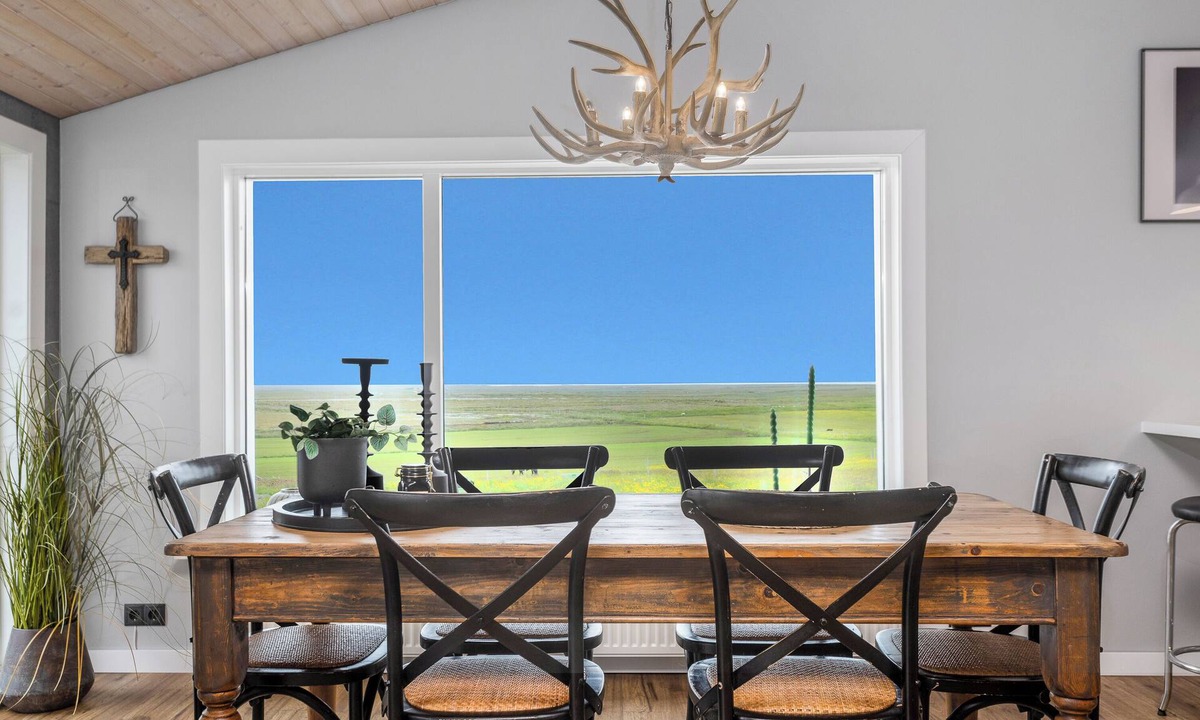 Hjardarfell Villa | Hrisdalur stable villa - stunning views. Three bedrooms and a sauna