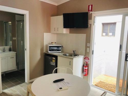 Huskisson Hotel | Huskisson Beach Escape