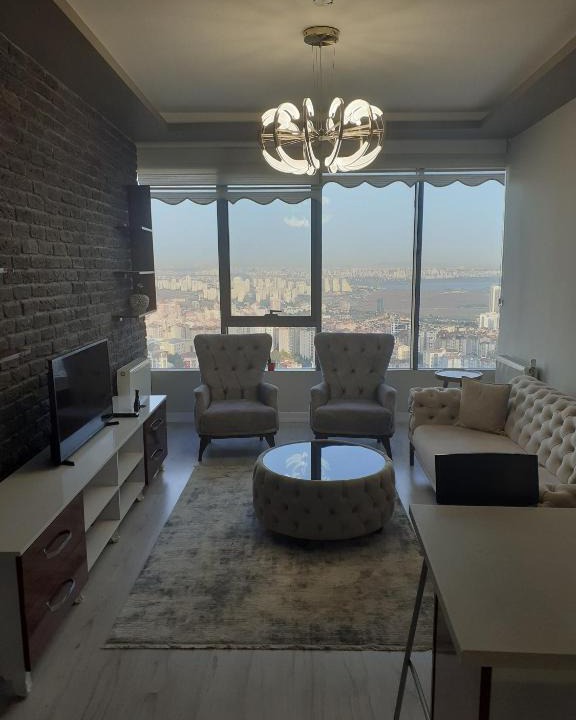 Esenyurt Apartment | İstanbul da Göl ve Şehir Manzaralı, WiFi Erişimli Muhteşem Daire