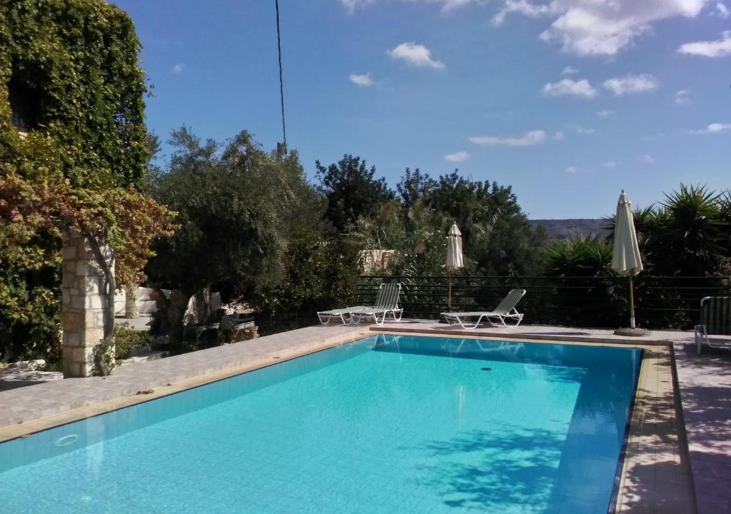 Douliana House | Ideal small family, traditional village close to beaches