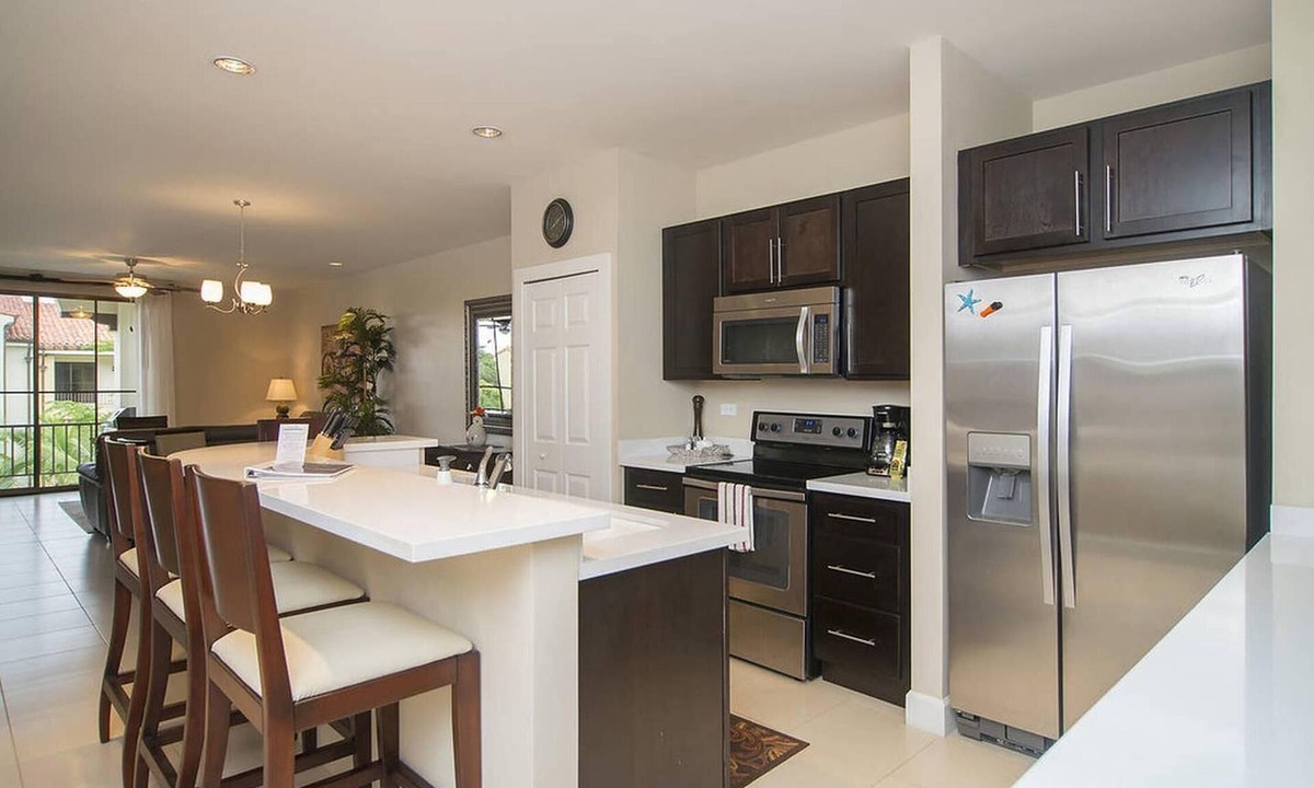 Coco Condo | Impressively designed and decorated 3rd-floor space overlooking pool in Coco