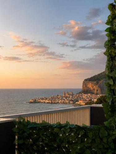 Cefalu Bed & Breakfast | Infinity Blue