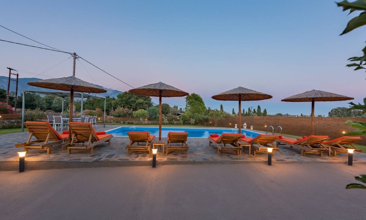Kaligata Villa | It is our pleasure to welcome you to Kefalonia Island and invite you to enjoy yo