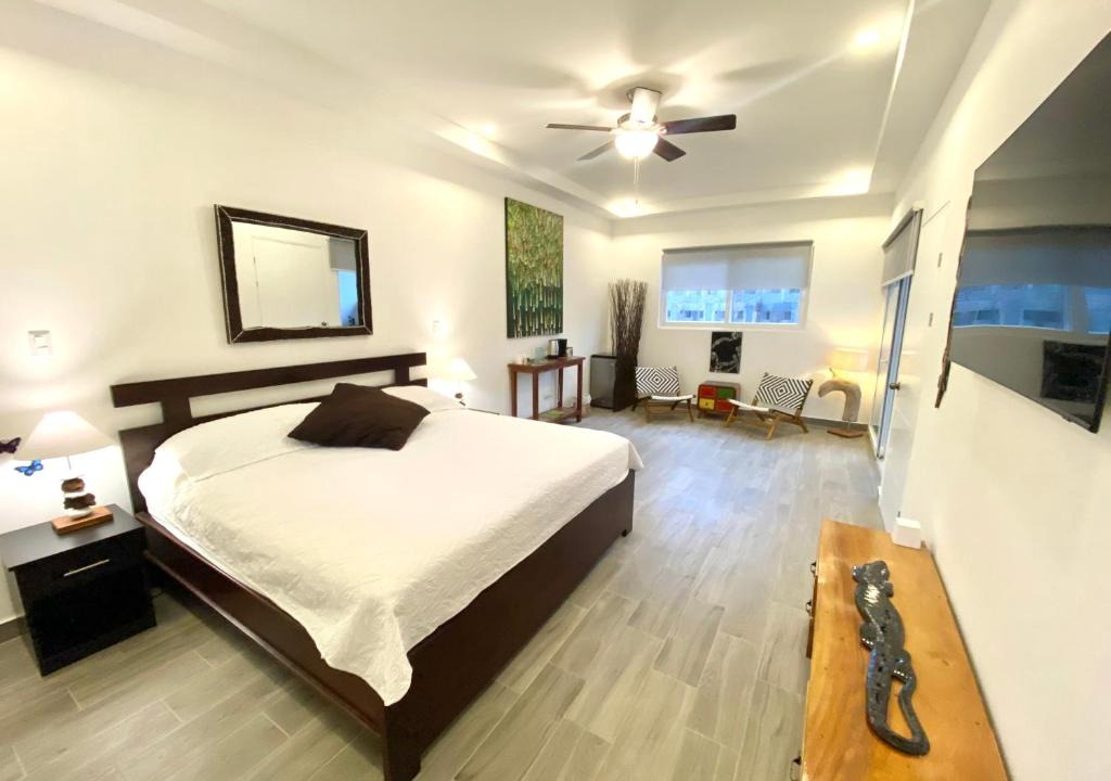 Villarreal House | Jacarandas #16, 5 min tamarindo