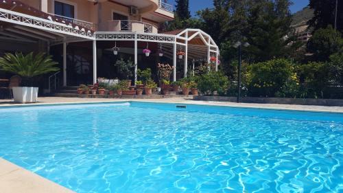 Qafe e Gjashtes Hotel | JB Hotel