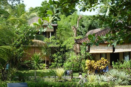 Purwakerti House | Jukung Bali Bungalow
