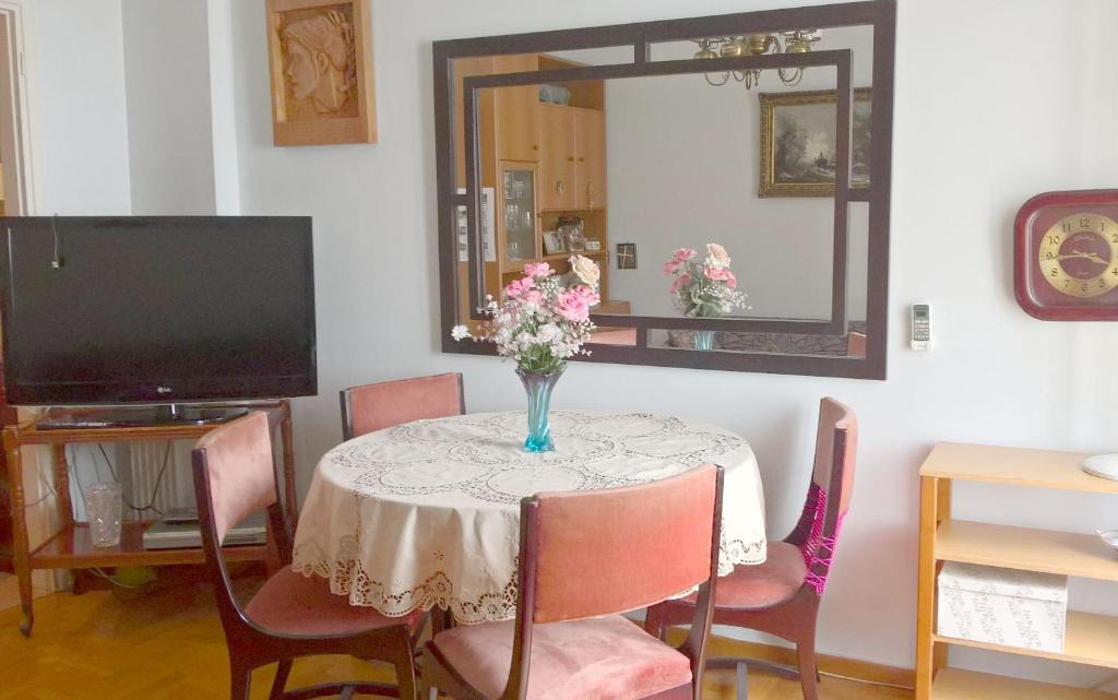 Ilisia Apartment | Large STUDIO, comfortable, Wi-Fi