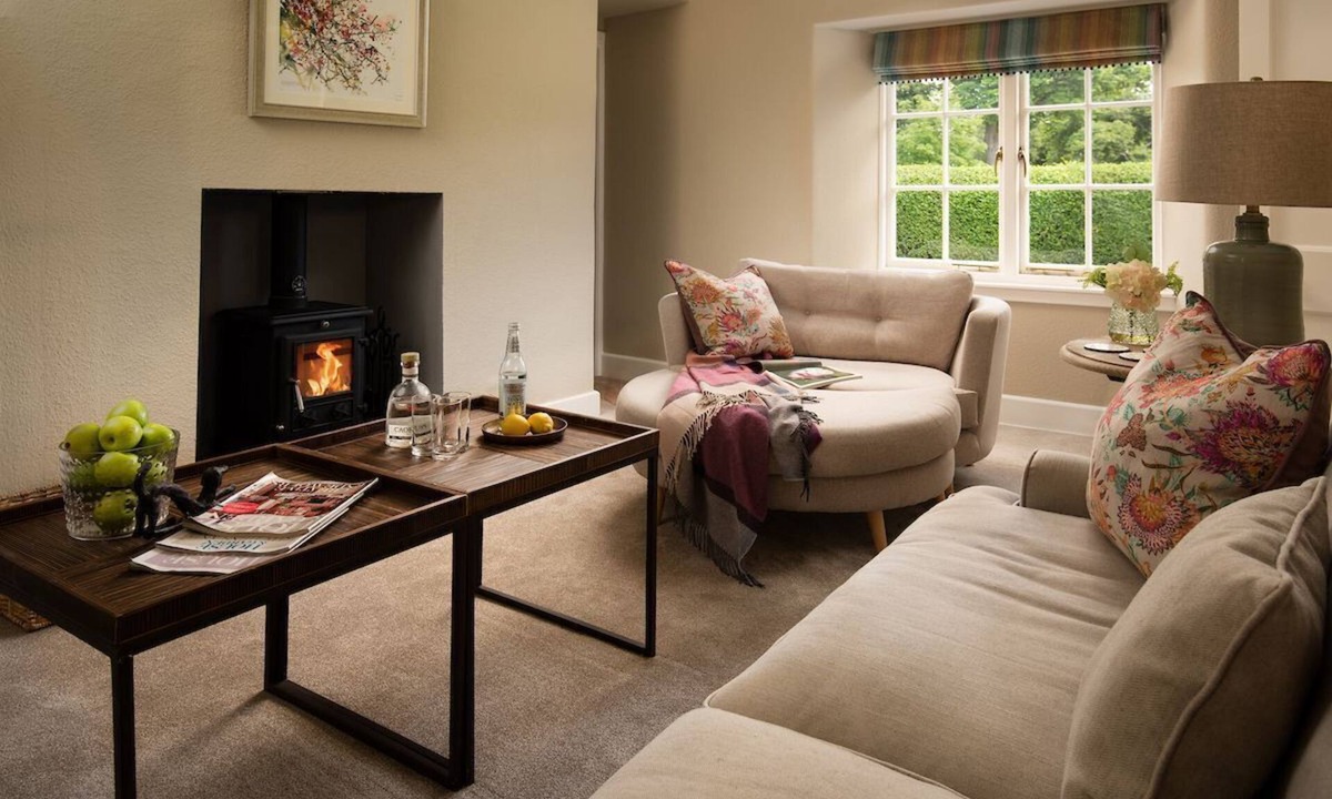 Cockburnspath Cottage | Laurel Cottage - sleeping 6 guests in 3 bedrooms