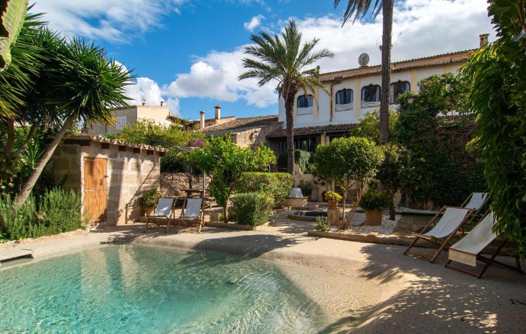 Sineu House | Leon De Sineu