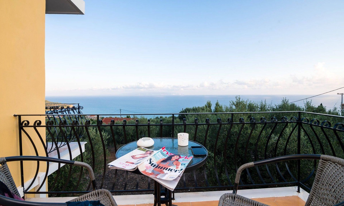 Mousata Apartment | Lourdas bay great view - Studio Maria