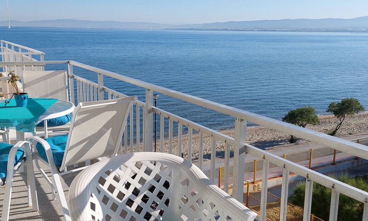 Perea Apartment | Lovely 1-Bed Apartment in Perea
