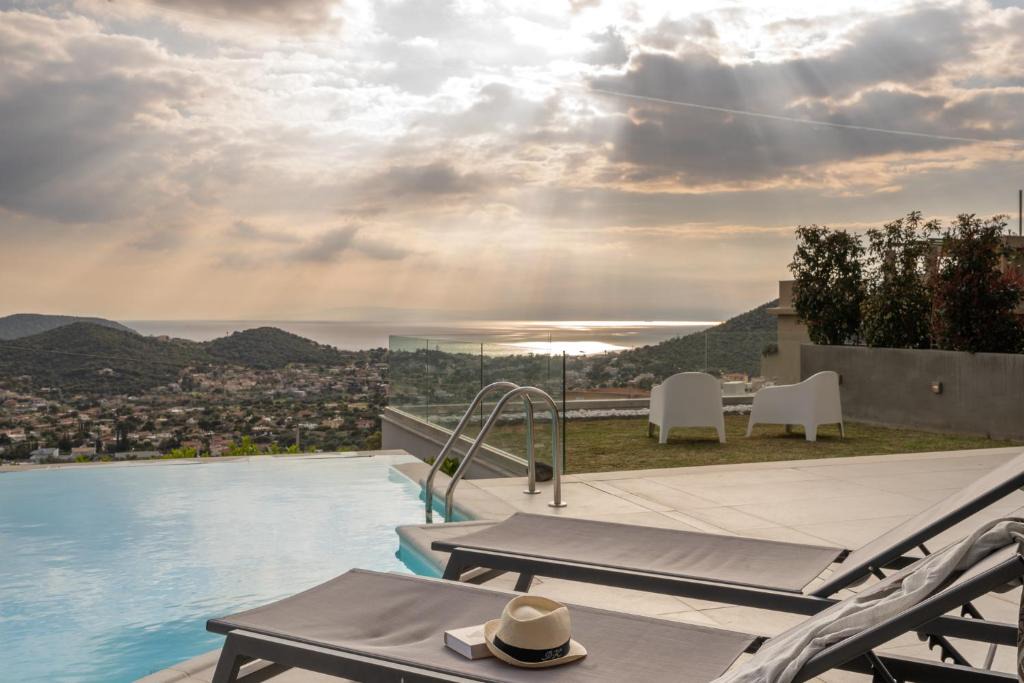 Anavyssos House | Luxurious 4bd Villa with outstanding view