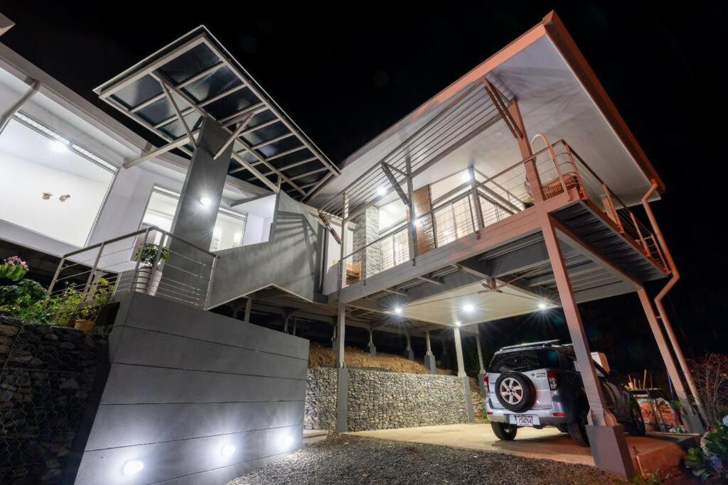 Santa Rosa Villa | Luxury Romantic getaway with Jacuzzi