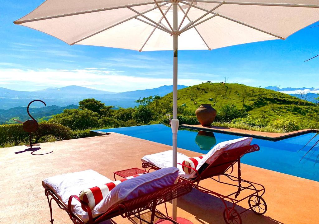 Atenas Villa | Magic Mountain Views Villa