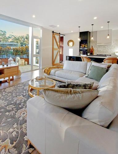 Scamander Villa | Magnolia - Your Private Luxury Escape Awaits