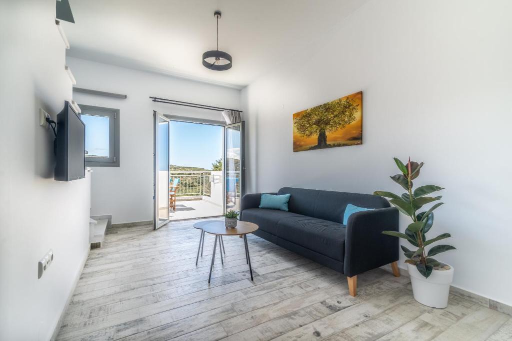 Gouvai Apartment | Magriplis Hill Apts