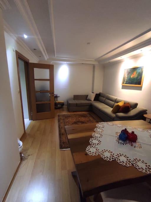 Maltepe Apartment | Maltepe'nin merkezinde Şirin ve kullanışlı Daire