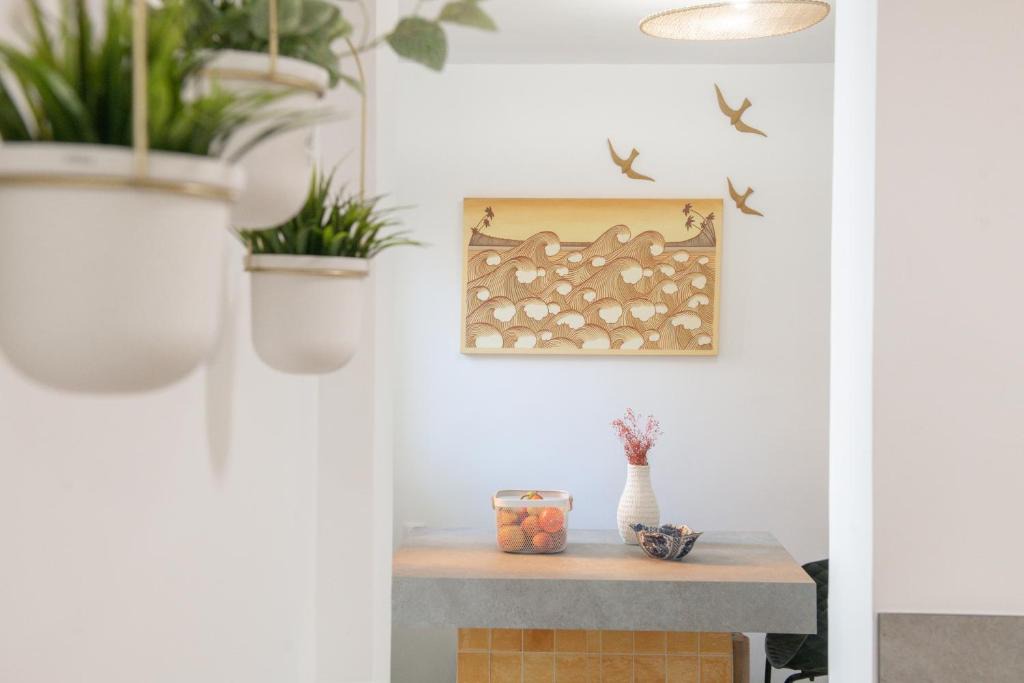 Pella Apartment | Mazi Rooms z