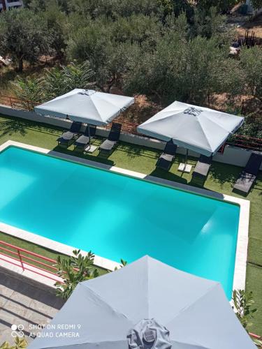 Nea Iraklitsa House | Melia Luxury Suite with pool