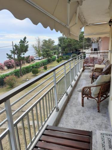 Ormilia Apartment | Metamorfosi Apartment with Sea View