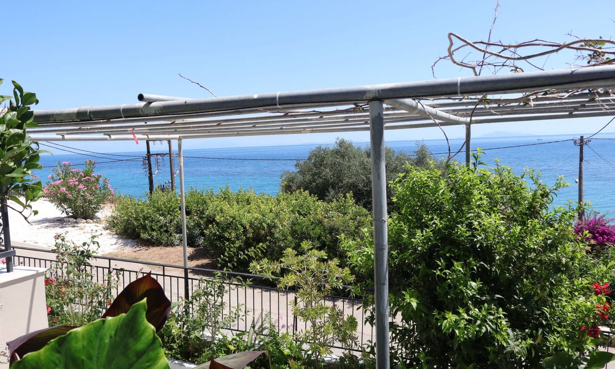 Poros Hotel | Michaela