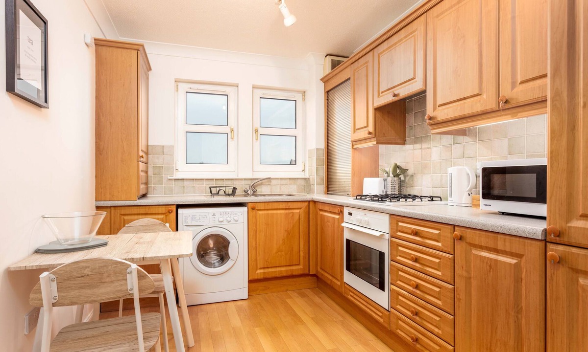 Ayr Apartment | Millbrae Residence - Donnini Apartments