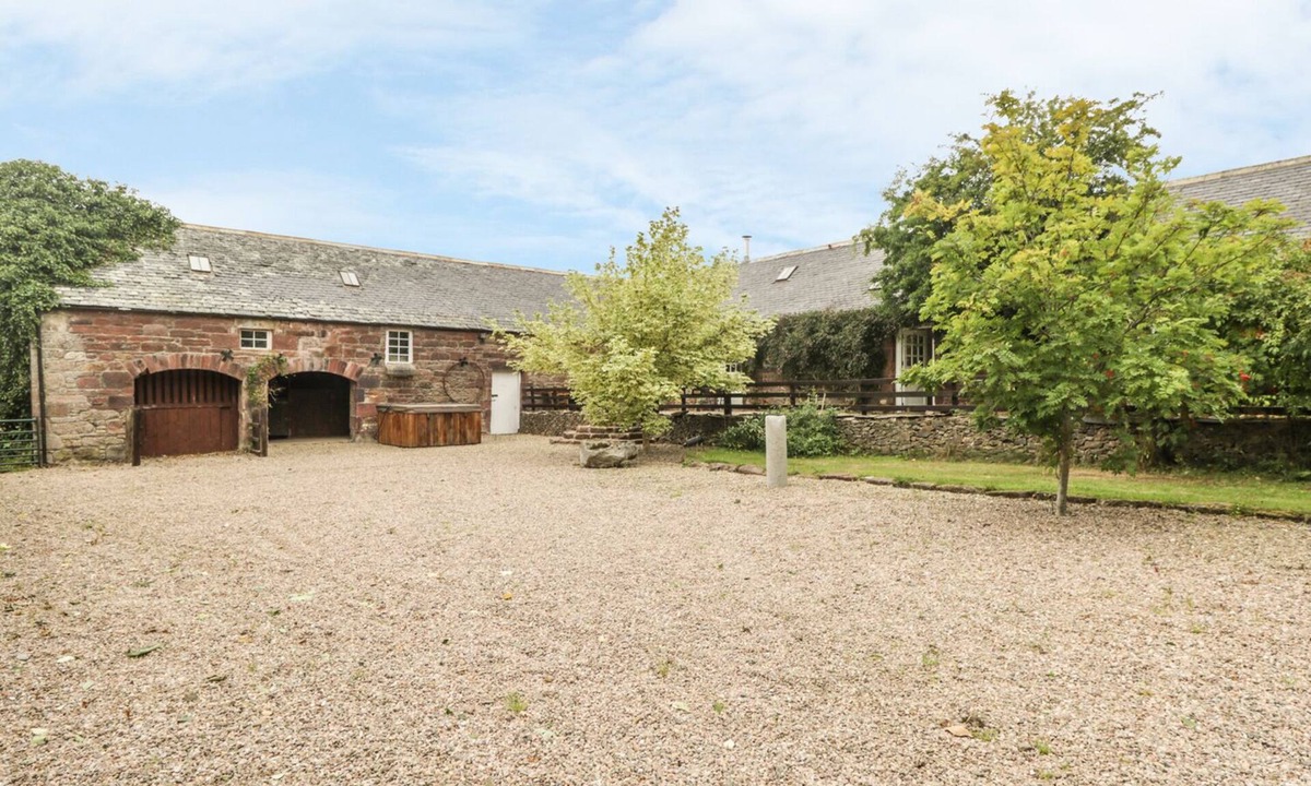 Turriff House | MILLTOWN HOUSE, pet friendly, character holiday cottage in Turriff