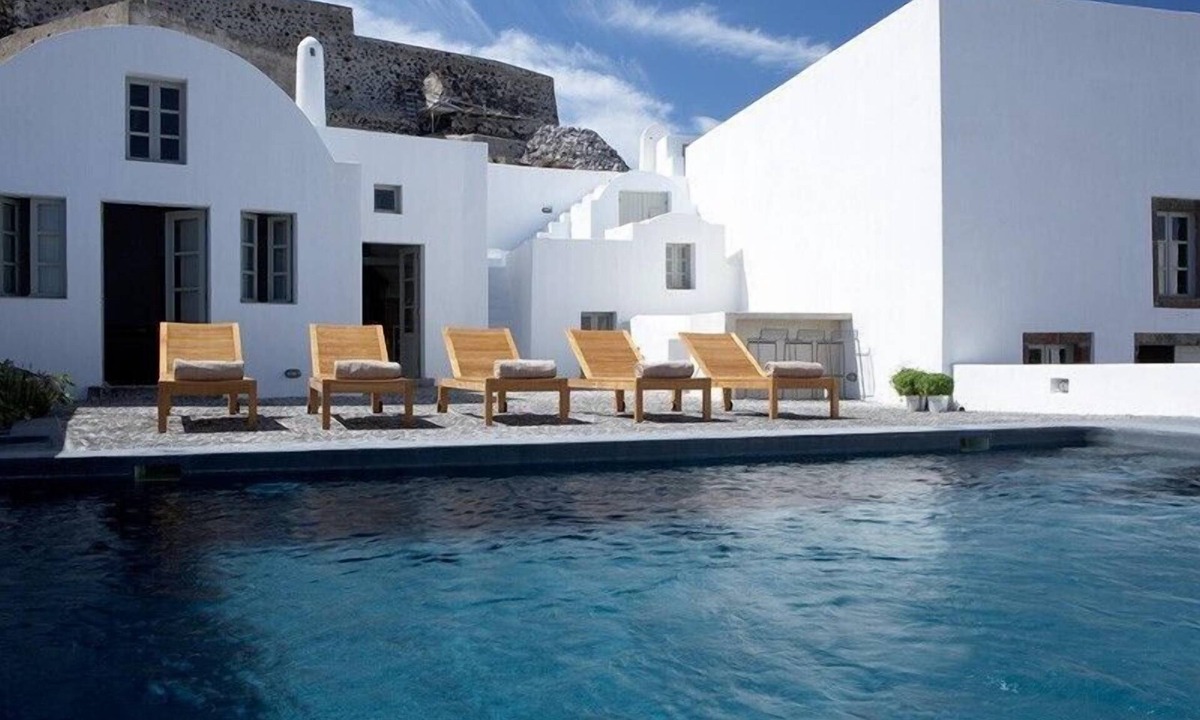 Pyrgos Villa | Milos Canava Katikia Santorini Villa with Pool & Caldera Views