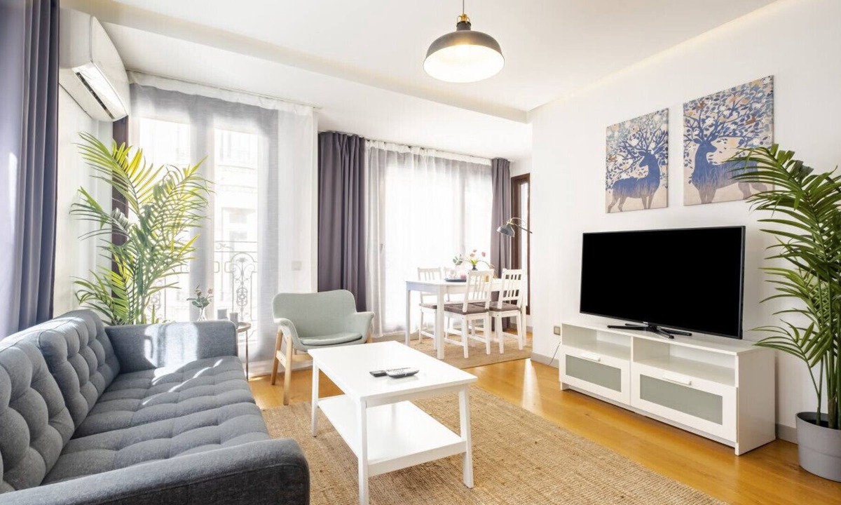 Osmanbey Apartment | Missafir Exquisite and Central Flat in Nisantasi