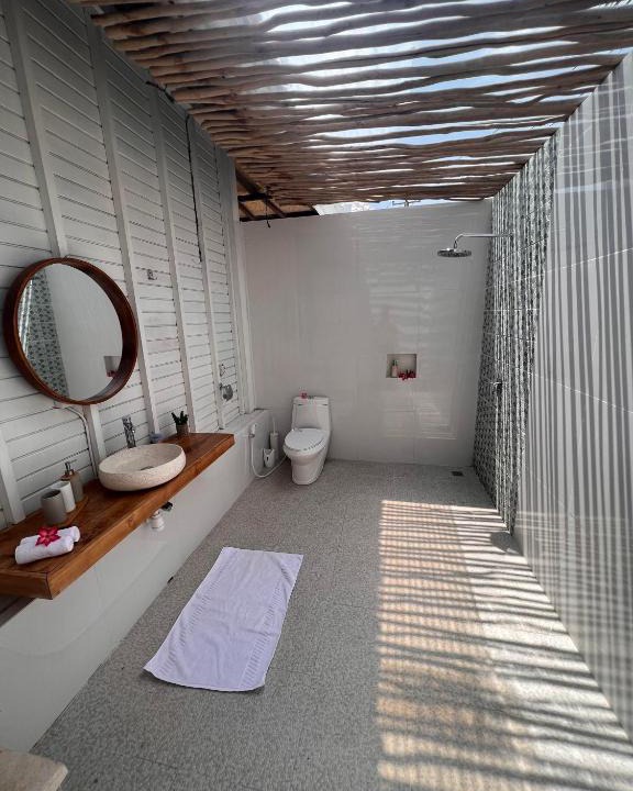 Ceningan Island Resort | Mista Ceningan's Beach Bungalows previously The KUBU 221