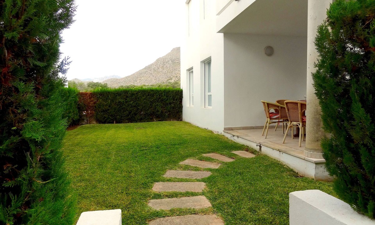 Puerto de Pollensa Condo | Modern apartment in the famous residential complex Bellresguard