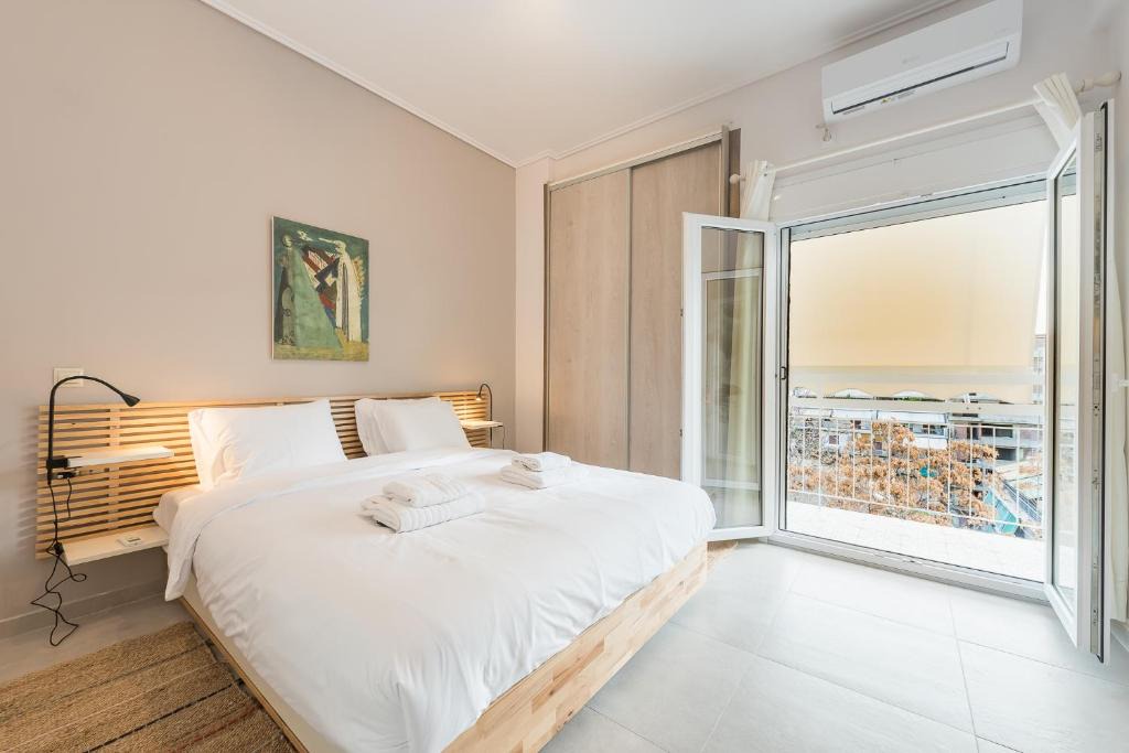 Athens City Centre Apartment | Modern Apartment In City Center 100m from metro