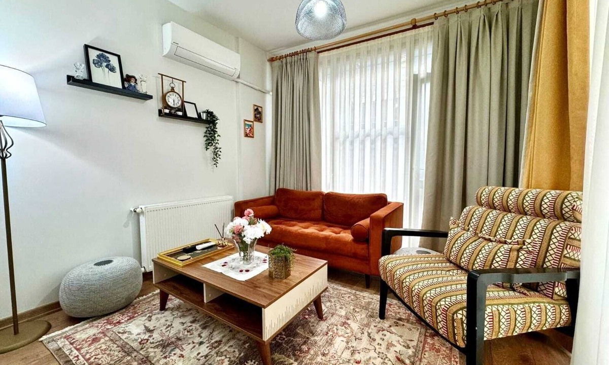Balat Villa | Modern Furnished Historical House