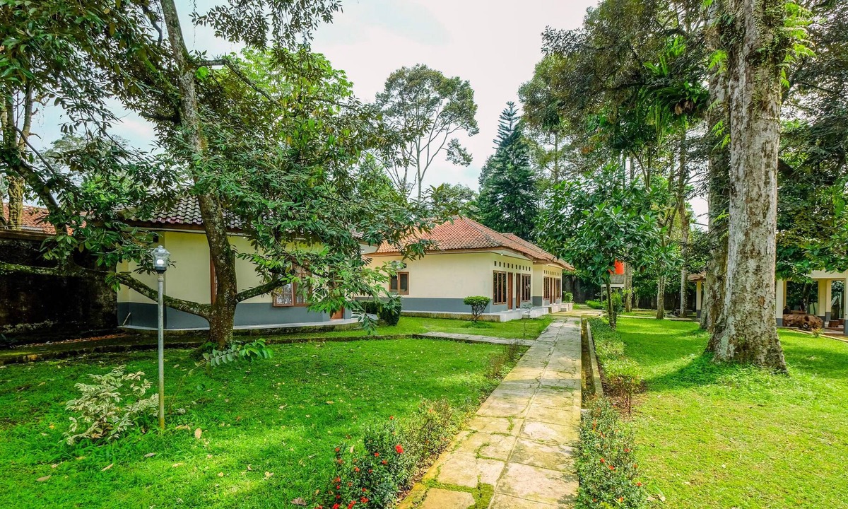 Pancawati Apartment | Modern Look Studio At Graha Wishnu Guest House