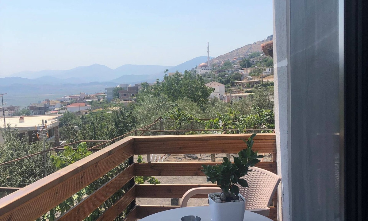 Sarande House | Monas Guesthouse