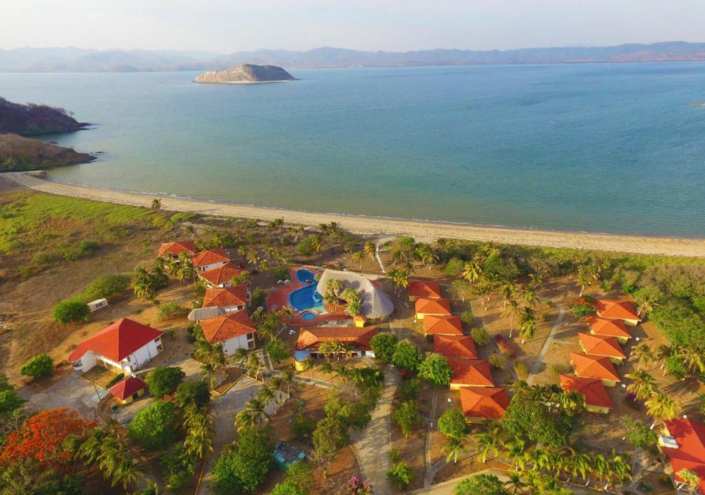 La Cruz Hotel | Nandel Beach Resort