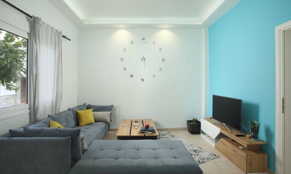 Nikaia-Agios Ioannis Rentis Apartment | Nikea apartments near Piraeus port and metro st I