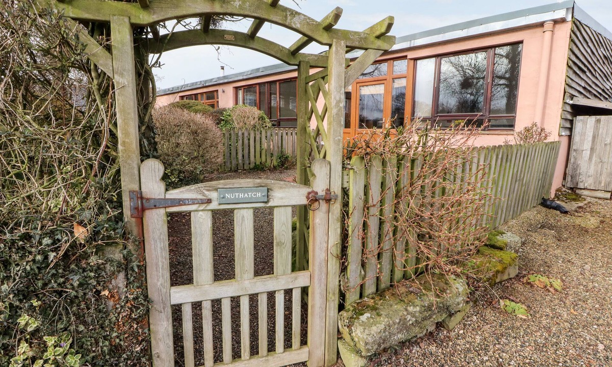 Ivegill Cottage | Nuthatch