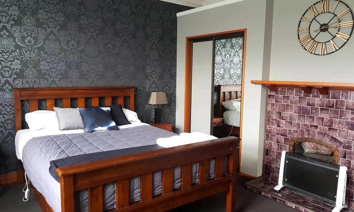 Oamaru House | Oamaru Accommodation - Cozy On Till