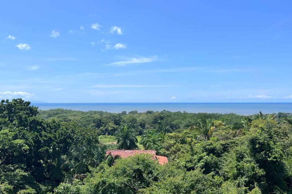 Canton Nandayure Apartment | Ocean view bungalow Camaronal beach