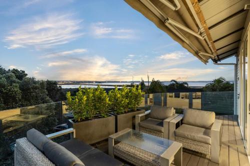Waterview House | Ocean view Designer Standalone Villa Big Deck