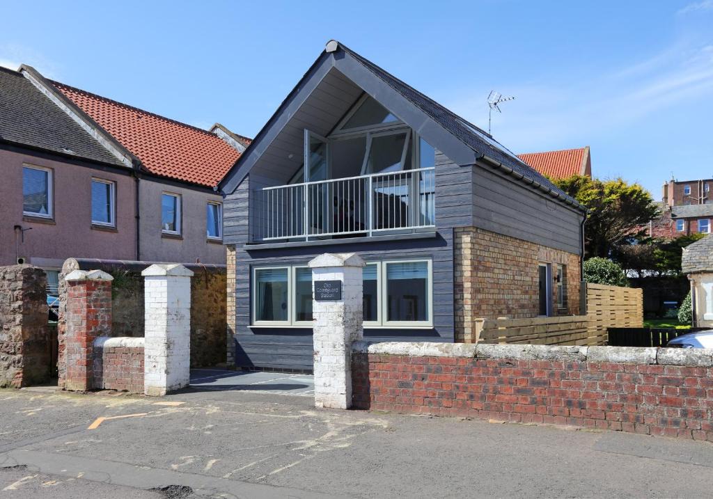 Dunbar Villa | Old Coastguard Station