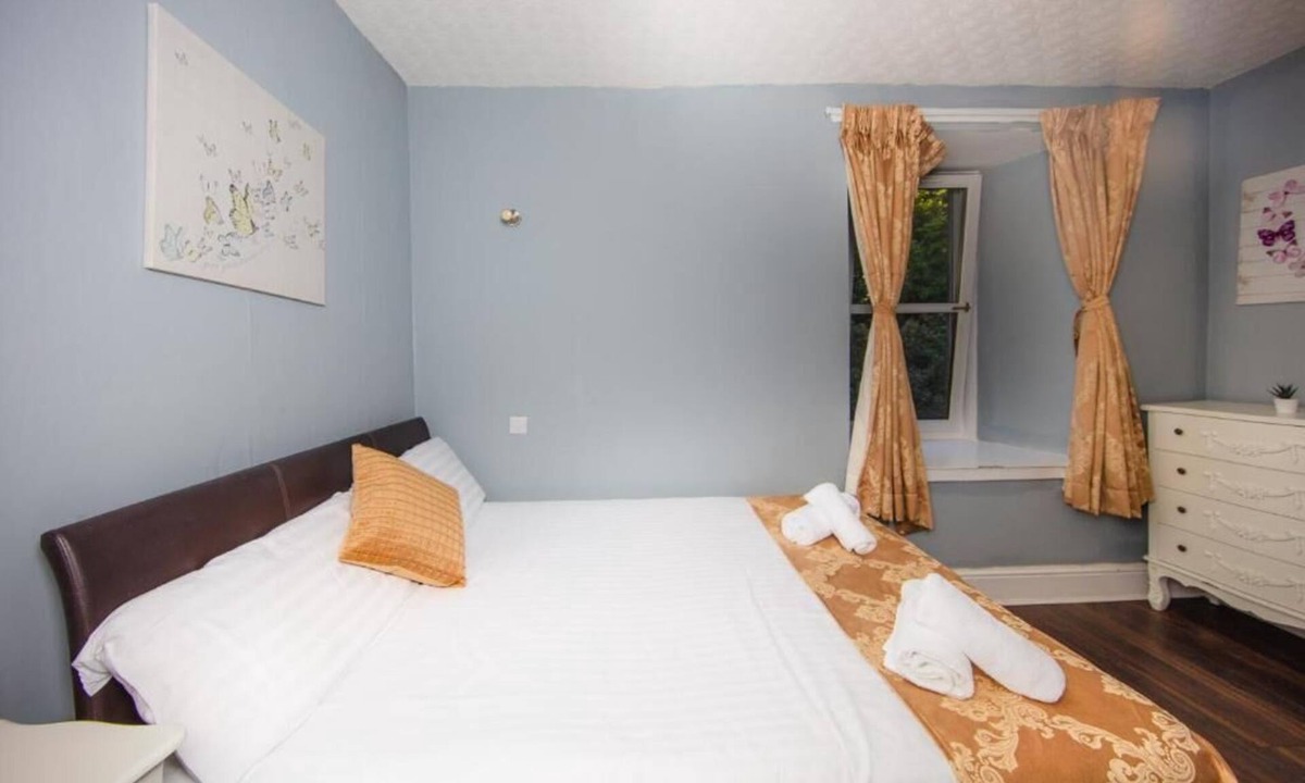 Tollcross Apartment | One bedroom City Centre Apartment