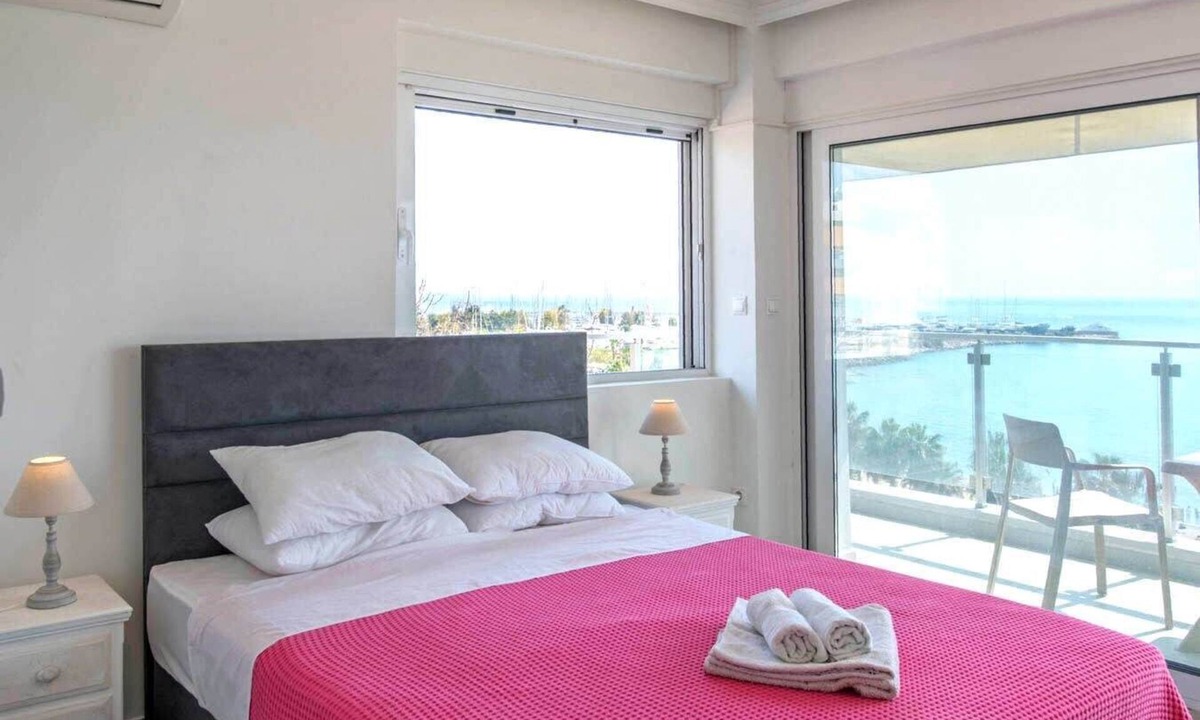 Palaio Faliro Apartment | Outstanding seaview studio in Athenian Riviera